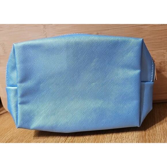 Elemis Makeup Travel Case Bag Zip Pouch Baby Blue - Picture 2 of 3